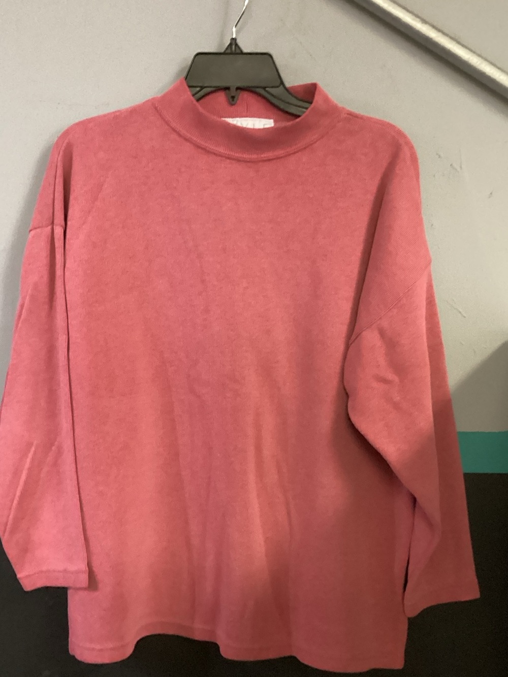 Relaxed Mock Neck Pink Pullover Sweatshirt